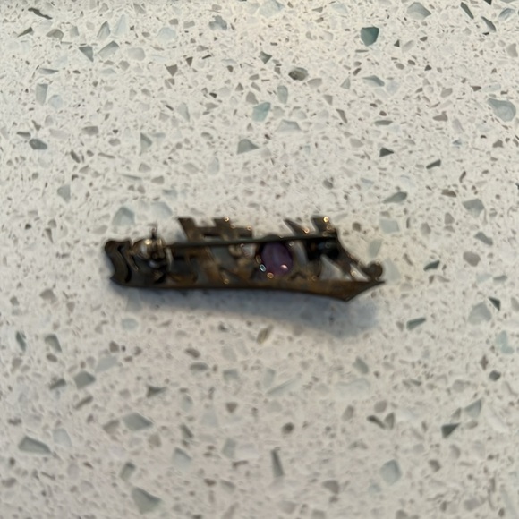 Mother brooch with simulated amethyst and marcasite - Picture 2 of 3